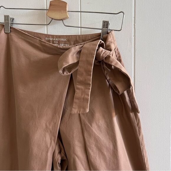 Banana Republic Khaki Organic Cotton Tie Waist Flared Wrap Pants - Picture 4 of 12